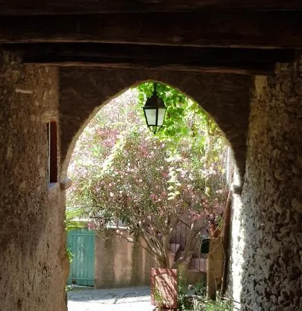 L'odyssee Provencale, Un Duplex De Charme De 2 Au Pied Du Village Medieval De Bormes-les-mimosas, Offrant Des Prestations De Gamme Et Superbe Vue Sur Le Massif Des Maures Apartament *